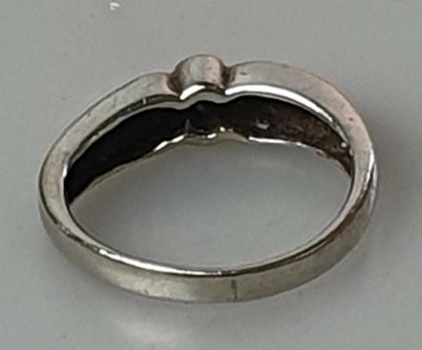 Schmucksteinring mit Zirkonia aus 925er Sterlingsilber, Größe 56, Gewicht: 3,2g
