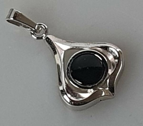 Kettenanhänger mit Onyx Schmuckstein, 925er Sterlingsilber, Gewicht: 1,0g