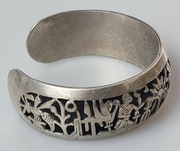 Vintage Armspange mit ägyptischen Motiven aus 800er Silber, Gewicht: 56,2g