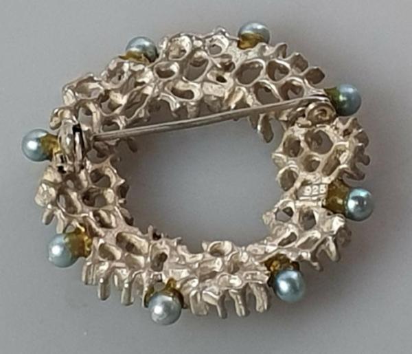 Vintage Rundbrosche mit Perlenbesatz aus 925er Sterlingsilber, Gewicht: 13,8g