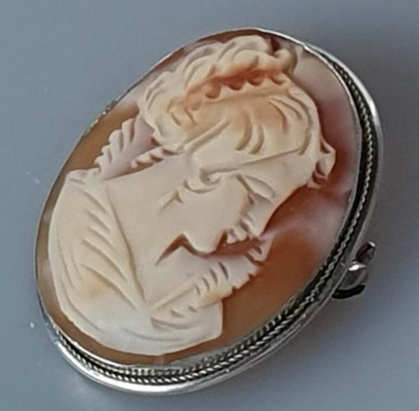Kettenanhänger mit Gemme aus 800er Silber, Gewicht: 4,6g
