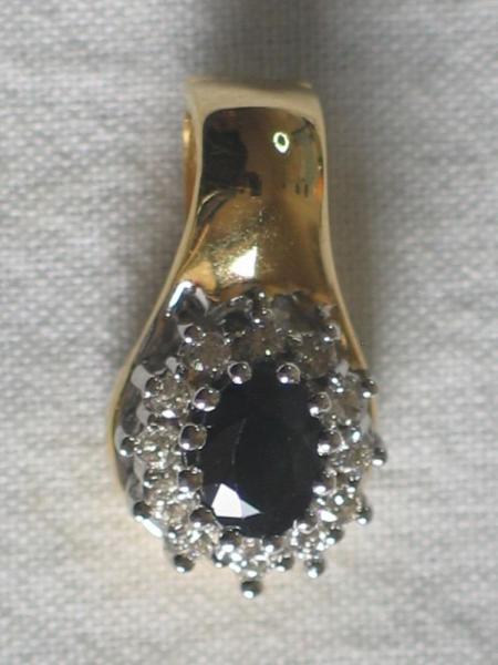 NEU Saphir- Diamantanhänger aus 585er Gelbgold, Gewicht: 4,8g