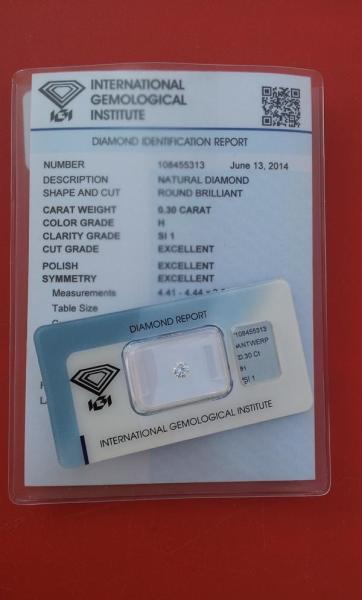 Diamant im Brillantschliff 0.30 ct/ SI1/ H/ 3x Excellent! mit IGI Report, Lasergravur