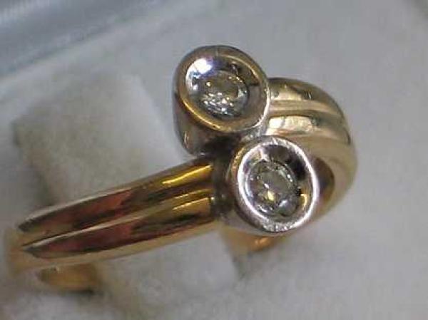 Feiner Diamantring (Brillanten) aus 585er Gold, Karat ca. 0.12 ct., Größe 50, Gewicht: 4,0g