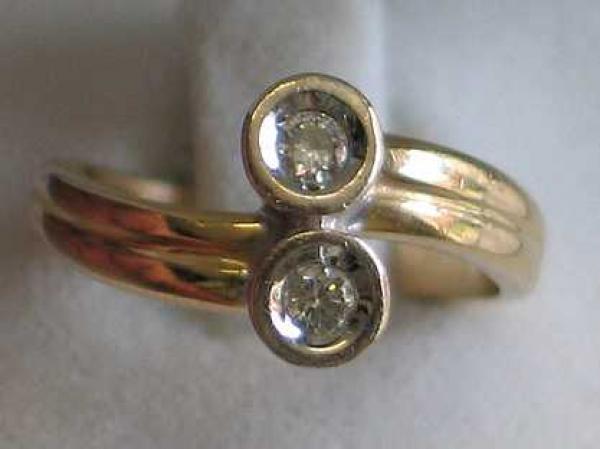 Feiner Diamantring (Brillanten) aus 585er Gold, Karat ca. 0.12 ct., Größe 50, Gewicht: 4,0g