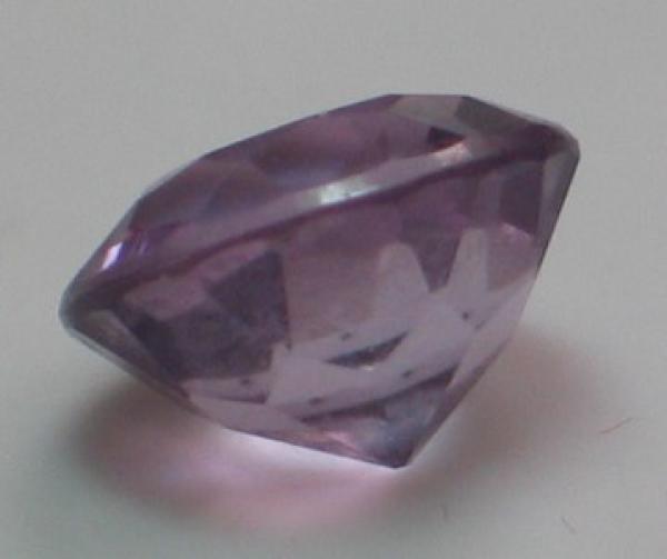 Amethyst im Rundschliff, Gewicht: 3.2 ct.