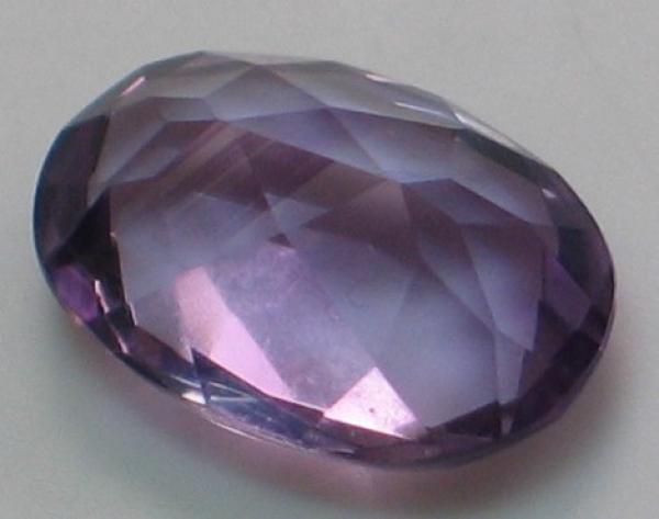 Amethyst im Ovalschliff, Gewicht: 4.4 ct.