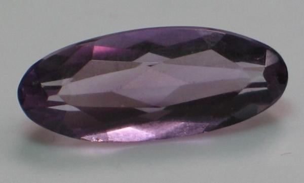 Amethyst im Ovalschliff, Gewicht: 4.1 ct.