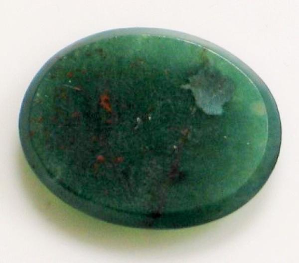 Heliotrop Platte, Oval, Masse (L/B/H): 14,25 x 11,28 x 2,48 mm