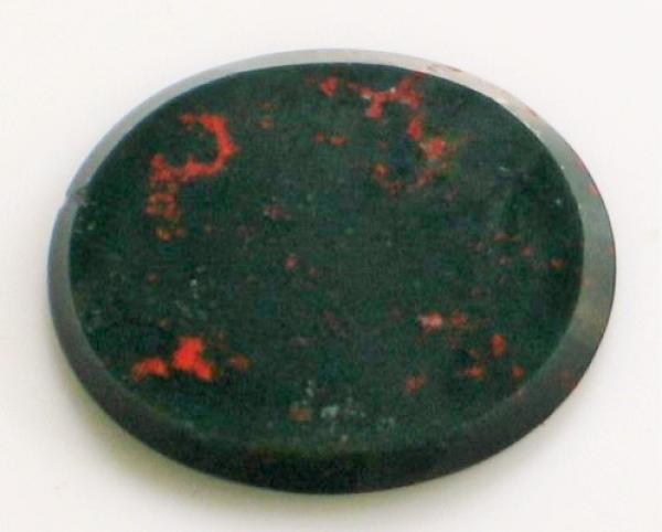 Heliotrop Platte, Oval, Masse (L/B/H): 16,12 x 13,20 x 2,34 mm