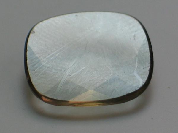 Rauchquarz im Ceylon-Schliff, Buff Top, Gewicht: 5.3 ct.