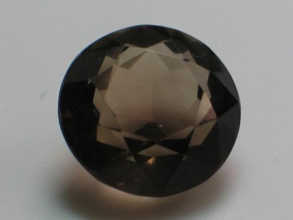 Rauchquarz, rund, Gewicht: 9.8 ct.