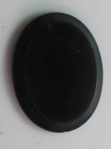 Lagenstein mit Gravur , Oval, Masse (L/B/H): 18,32 x 14,22 x 3,11 mm