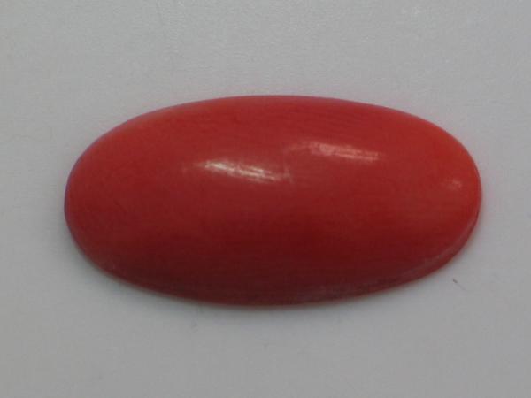 Koralle , Oval, Cabochon Masse (L/B/H): 19,73x10,10x3,28 mm - 4.8 ct.