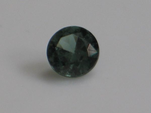Turmalin, blaugrün, rund, 0.57 ct, Maße: 5,10-5,11 x 3,15 mm