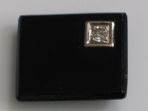 Onyx Platte mit Diamant 0.03 ct. in Weißgoldfassung, Randfacette, Gewicht: 1,32 g