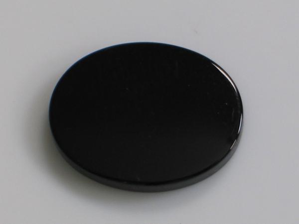 Onyx Platte -schwarz- , Oval, leicht gewölbte Platte, L/B/H 15,00 x 12,00 x 2,05 mm, Gewicht: 3.7 ct.