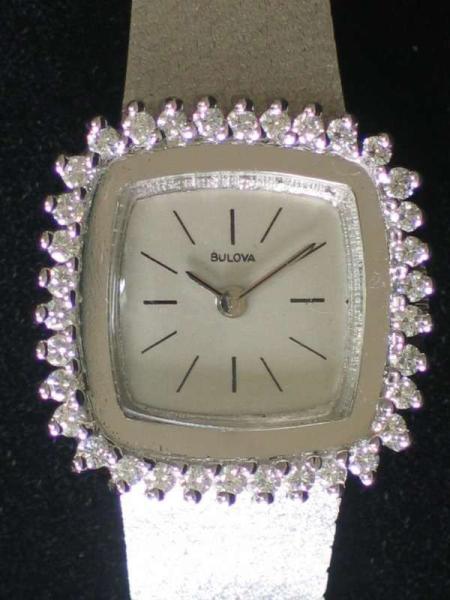 Vintage Bulova Brillantuhr aus 585er Weißgold mit 34 Diamanten, Länge 17,7 cm, Gewicht: 30,2g