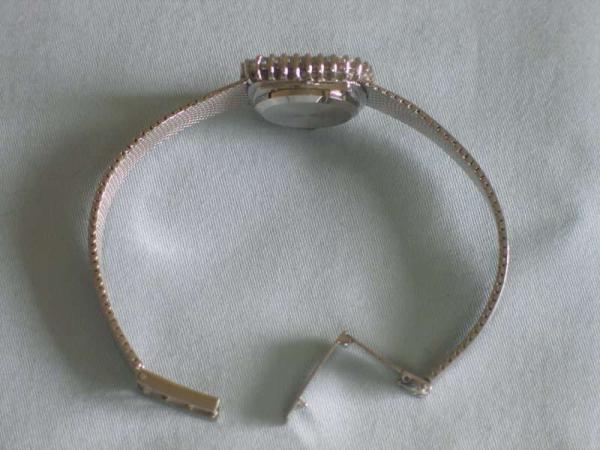 Vintage Bulova Brillantuhr aus 585er Weißgold mit 34 Diamanten, Länge 17,7 cm, Gewicht: 30,2g