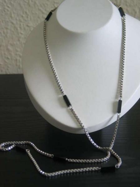Venezianer Halskette aus 835er Silber mit 7 Onyx Schmucksteinen, Länge 92 cm, Gewicht: 38,9g