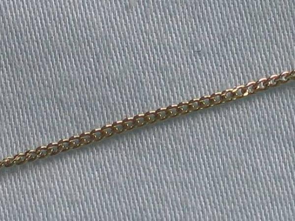 Hübsches Collier mit Rubin, Saphir, Zirkonia aus 585er Gold Gewicht: 4,0g