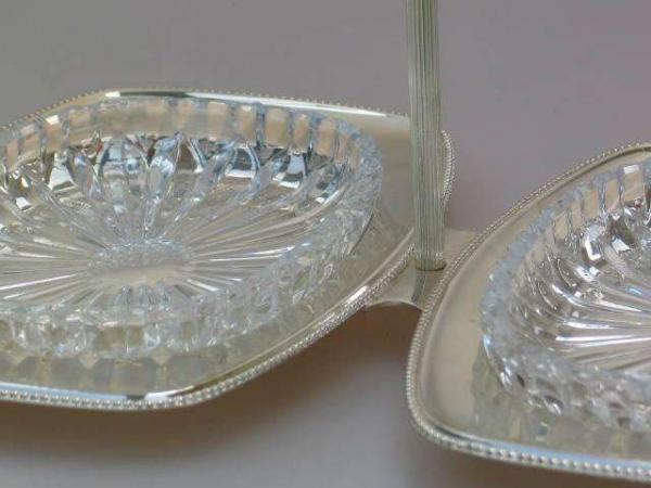 Wolff Silver: Doppelgebäckschale m. Kristallglaseinsatz Wunderschöne Arbeit