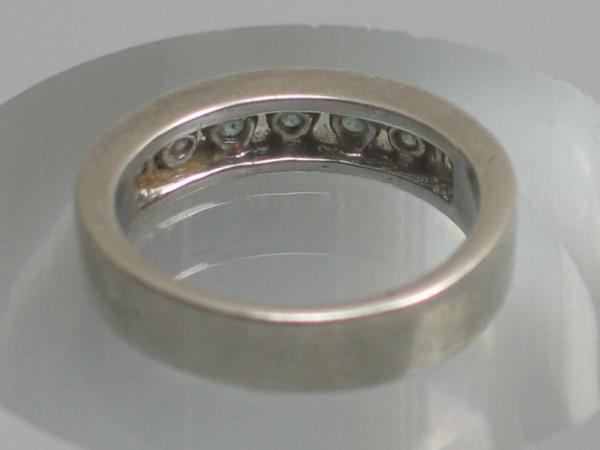 Ring aus 925er Silber mit Schmucksteinen Größe 56 Gewicht: 5,4 Gramm