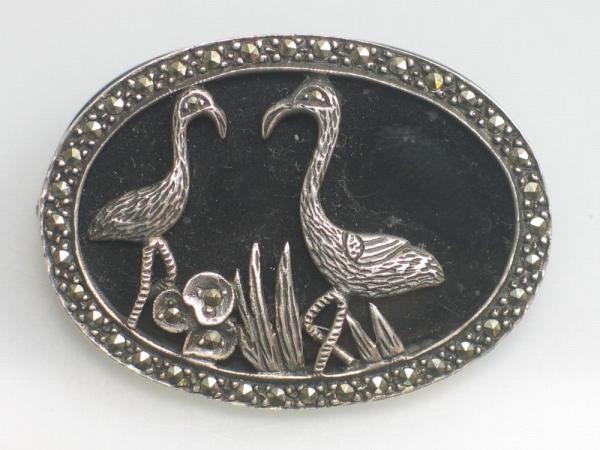 Vintage Brosche aus 800er Silber mit Markasiten und Onyx Gewicht: 13,0g