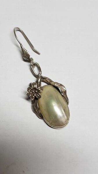Vintage: Einzelner Muschel Ohrring aus 925er Silber, vermutlich England Gewicht: 6,0 Gramm