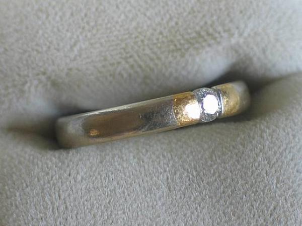 Brillantring mit 0.10 ct. aus 950er Platin mit Gelbgoldstreifen, Größe 51, Gewicht: 7,0g
