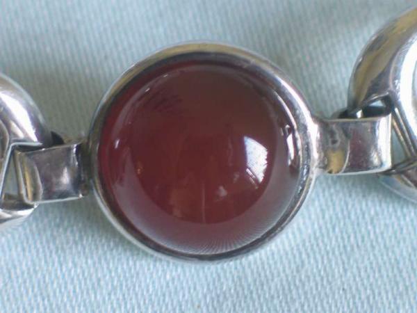 Armband aus 835er Silber mit 3 Schmucksteinen, Länge 18 cm, Gewicht: 27,4g