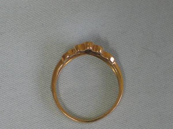 Diamantring mit 10 Diamanten aus 750er Gelb und Weissgold, Größe 49, Gewicht: 2,4g