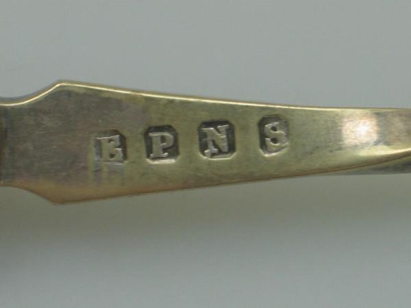Vintage Gabel aus 800er Silber mit "Perlmuttgriff" Gewicht: 21,3 Gramm