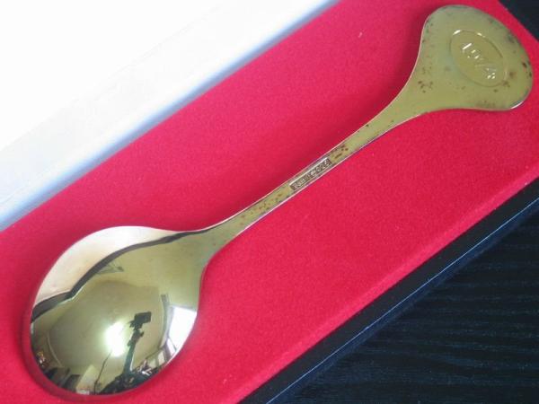 Robbe & Berking Jahreslöffel, groß, "Fisch 1974" aus 925er Sterlingsilber, Gewicht: 56,3g