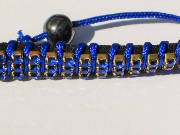 Cham Cham Geflochtenes Armband aus Textil mit Zirkonia - Blau-