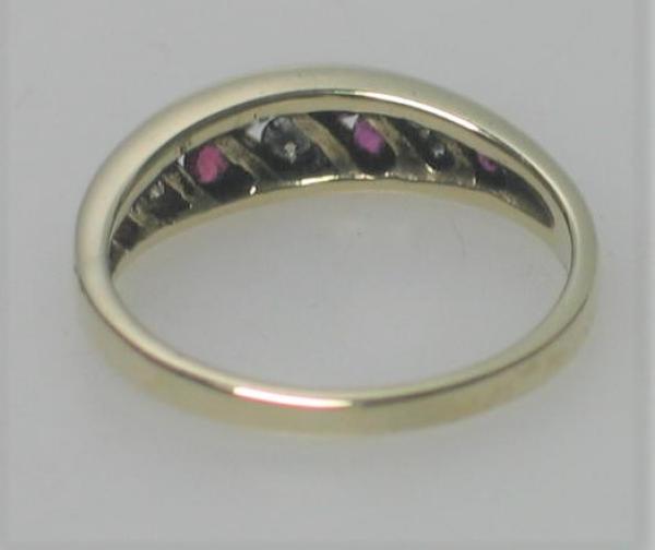 Damenring aus 585er Gelbgold mit 6 Diamanten und 6 Rubin Edelsteinen, Größe 55, Gewicht: 3,2g