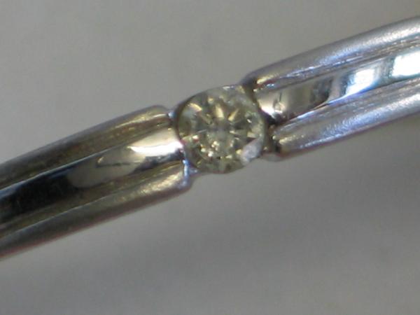 NEU Schöner Diamantsolitär 0.10 ct. 585er Weißgold, Größe 66, Gewicht: 2,9g
