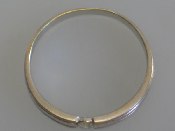 NEU Schöner Diamantsolitär 0.10 ct. 585er Weißgold, Größe 66, Gewicht: 2,9g