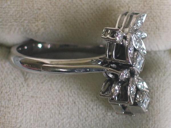 Edler Diamantring mit 0.50 ct. aus 750er Weissgold, Größe 56, Gewicht: 9,4g