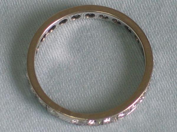 Diamant Memory Ring aus 585er Weißgold mit 24 Diamanten 1.2 ct., Größe 58, Gewicht: 2,1g