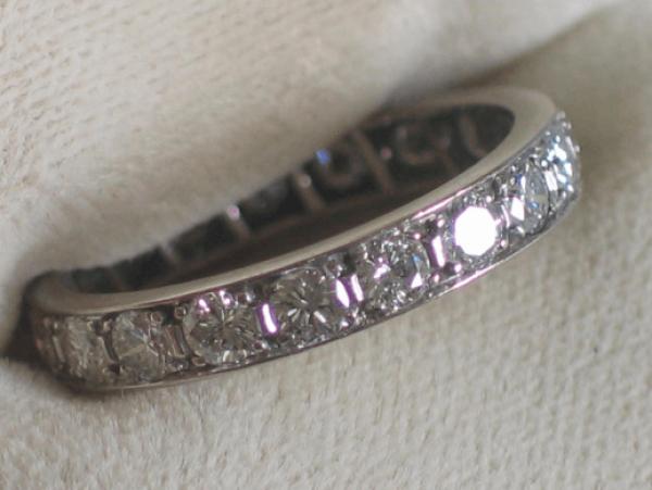 Alliance- / Memory-Ring Brillantring mit 1.52 ct. 750er Weißgold, Größe 55, Gewicht: 2,8g