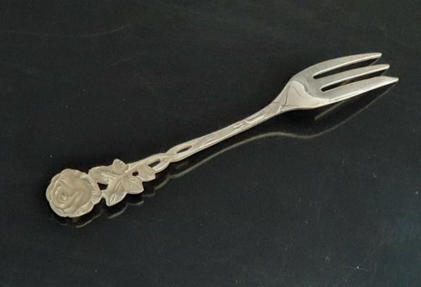 6 tlg. Kuchengabel-Set Rosendekor Hildesheimer Rose versilbert 100er unbenutzt in der Originalverpackung