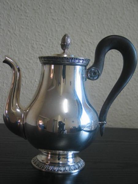 Vintage: Christofle Malmaison 5 teiliges versilbertes Kaffee u. Tee Service mit großem Tablett, sehr selten