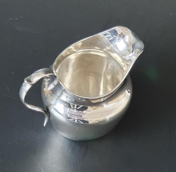 Antiksilber Milchkännchen, England, Birmingham, um 1914, Sterlingsilber, T H Hazlewood, Gewicht. 98,3g