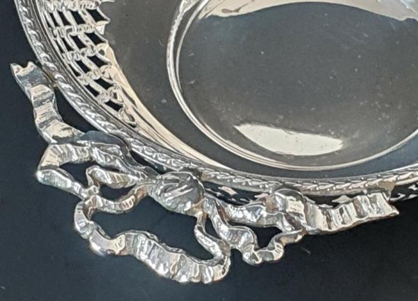 Kleine Schale für Gebäck, Zucker o.ä., England, London um 1908 Sterlingsilber