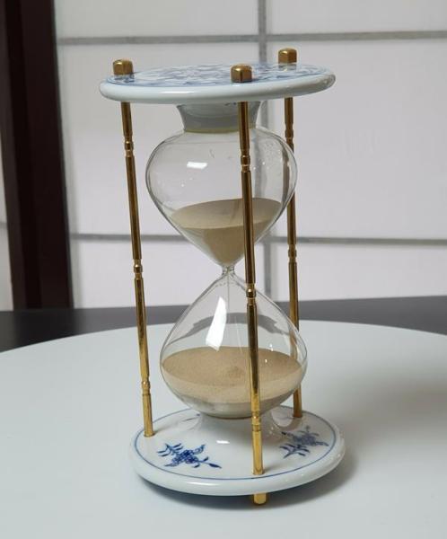 Vintage Rarität Meissen große Sanduhr 18 cm, Zwiebelmuster, kobaltblau, weißer Rand