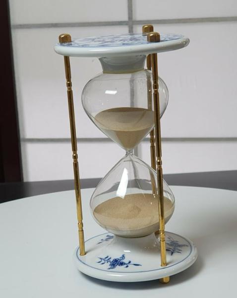 Vintage Rarität Meissen große Sanduhr 18 cm, Zwiebelmuster, kobaltblau, weißer Rand