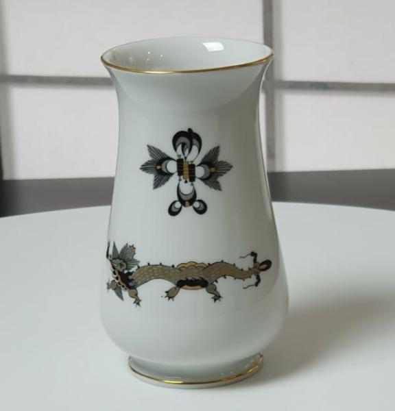 Vintage Meissen Vase, Reicher Drache, schwarz, goldschattiert mit Goldrand