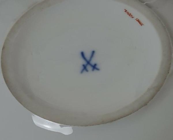 Vintage Meissen Deckeldose, rund, Drachen und Vogeldekor