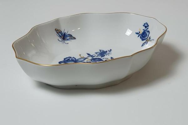 Vintage Meissen Schale, Blumendekor, kobaltblau mit Goldrand, Mod. 1